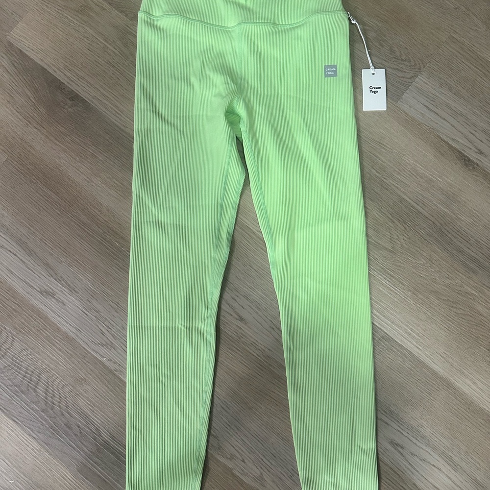 Cream Yoga Ribbed Leggings NWT